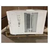 Toshiba 18,000 BTU 208/230 Volt Smart Wi-Fi Touch Control Window Air Conditioner for upto 1,000 sq. ft. Model # WK1824CWRU (Minor Scratches. Missing Remote, Cannot Test Due To Plug In Type)