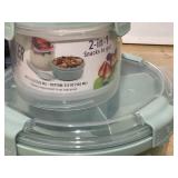 LOT OF 6 Snaplock Containers (4 Cup, 5.5 Cup, 11.1oz, 5.5oz)