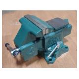 Green Master Force Bench Vice