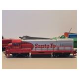 Nice Condition HO Train Set - Santa Fe Engine