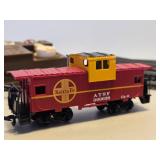 Nice Condition HO Train Set - Santa Fe Engine