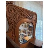 Very nice Condition Antique Quartersawn Oak Gentleman