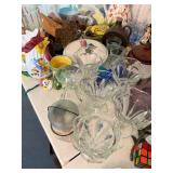 Contents of Table - Vintage Glassware, Collectibles etc #2