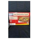 Grilling toppers and Colander