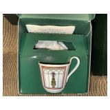 Bing & Grøndahl Golden Christmas Teacups & Saucers - 5 Boxes