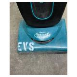 MSRP $2,200 – Tennant Nobles V-LWU-13B Commercial Cordless Lightweight Upright Vacuum, 44V Lithium-Ion Battery Powered, High Performance Floor Cleaning, Works Excellent Battery Still Charged - Missi