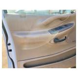 1999 FORD EXPEDITION XLT *4x4 | No Accidents* (NO RESERVE)