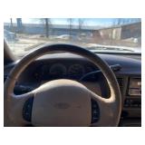 1999 FORD EXPEDITION XLT *4x4 | No Accidents* (NO RESERVE)