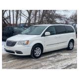 2011 CHRYSLER TOWN AND COUNTRY TOURING *Prior Certified Pre-Owned | 2 Owner | 114k Miles* (NO RESERVE)