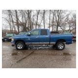 2004 DODGE RAM 1500 SLT *4x4 | No Accidents* (NO RESERVE)