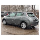 2015 NISSAN LEAF S *72k Miles* (NO RESERVE)