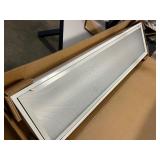Quantity 2 - Williams - Flourescent lighting Fixtures