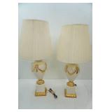 Vintage Neoclassical-Style Porcelain and gold-finish urn table lamp set