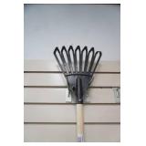 8" Shrub Rake