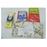 New Mesh Laundry Bag, Refill Sponge for Mop, Clothespin Bag, Microfiber Cloth (all new)