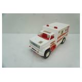 Vintage Toy Metro Fire District Truck (poly) 15"x6"x7"