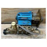 CAT Pressure Washer Pump Assembly, 4200 PSI, 3.5 GPM, Direct Drive, Gas #A157127 Msrp $749.99