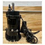 NorthStar Cast Iron Submersible Trash Water Pump