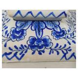 *Rare* Delft Blue & White Tulip Vase