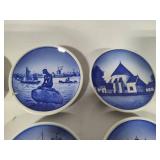 Vintage Miniature Collector Plates