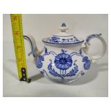 Villeroy & Boch Porcelain Teapot