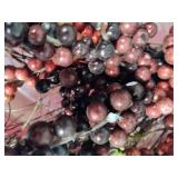 Berry & Floral Wreaths w/Wreath Box Storage Containers