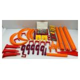 1973 Hotwheels Collectors Case With Cars & Hotwheel Track