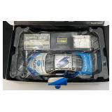 Vintage Team Caliber Owners Series 1:24 Scale Die Cast Replica Limited Edition  2001 Mark Martin #6 VIAGRA Ford Taurus (New Old Stock) With COA