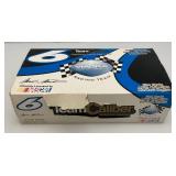 Vintage Team Caliber Owners Series 1:24 Scale Die Cast Replica Limited Edition 2004 Mark Martin #6 VIAGRA Ford Taurus (New Old Stock) With COA