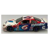 Vintage Team Caliber Owners Series 1:24 Scale Die Cast Replica Limited Edition 2000 Mark Martin #6 Valvoline Ford Taurus (New Old Stock) With COA
