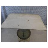 (EW3) Vintage American Family Nurse...