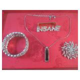 (CNTR) "Insane" Multi-Finger Ring w...