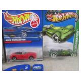 (EC1) Assorted Hot Wheels in Packag...