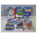 (EC1) Assorted Hot Wheels in Packag...