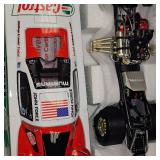 1:24 John Force NHRA Funny Car Die Cast