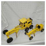 Lot of 2 Classic Tonka Road Graders