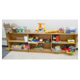 ECFE - Bookshelf and contents