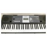 Rm 114B - YAMAHA YPT-230 electronic keyboard