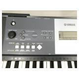 Rm 114B - YAMAHA YPT-230 electronic keyboard