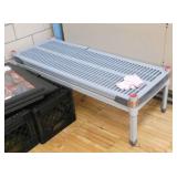 Rm 202 - Metro dunnage rack