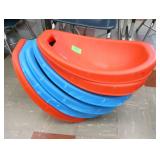 Rm 105 - 6 rocker seats