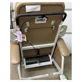 MSRP $2500 Graham‑Field Lumex Deluxe Clinical Care Recliner Dialysis Infusion Oncology & Recovery Room Mobile Chair – Comfortable, heavy‑duty w/drop arms, integrated footrest, flush side tab