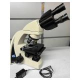 WOW MSRP $2400 LW Scientific I-4 Infinity Medical Grade Laboratory Power Lighted Binocular Microscope with 4 Objectives - Great Working Condition!