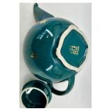 Vintage Hall 6-Cup Teapots - Set of 3 with Gold Trim