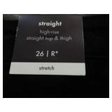 4 AVIA VIV size women