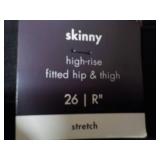 3 AVIA VIV size women