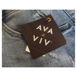 4 AVIA VIV size women