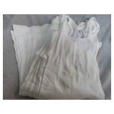 9 Hanes Undershirts size S...