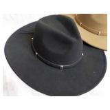 2 Universal Threads Hats; size Larg...