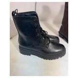 Like New Shoes - 7.5 and 9